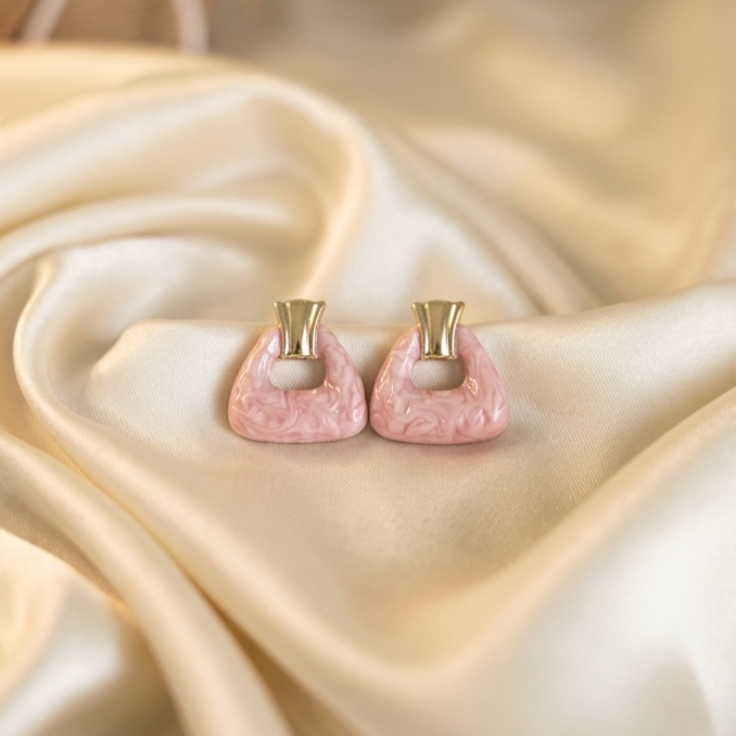 Geometric Stud