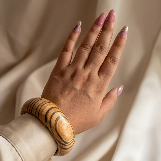 Natural Grain Sculpted Wooden Cuff